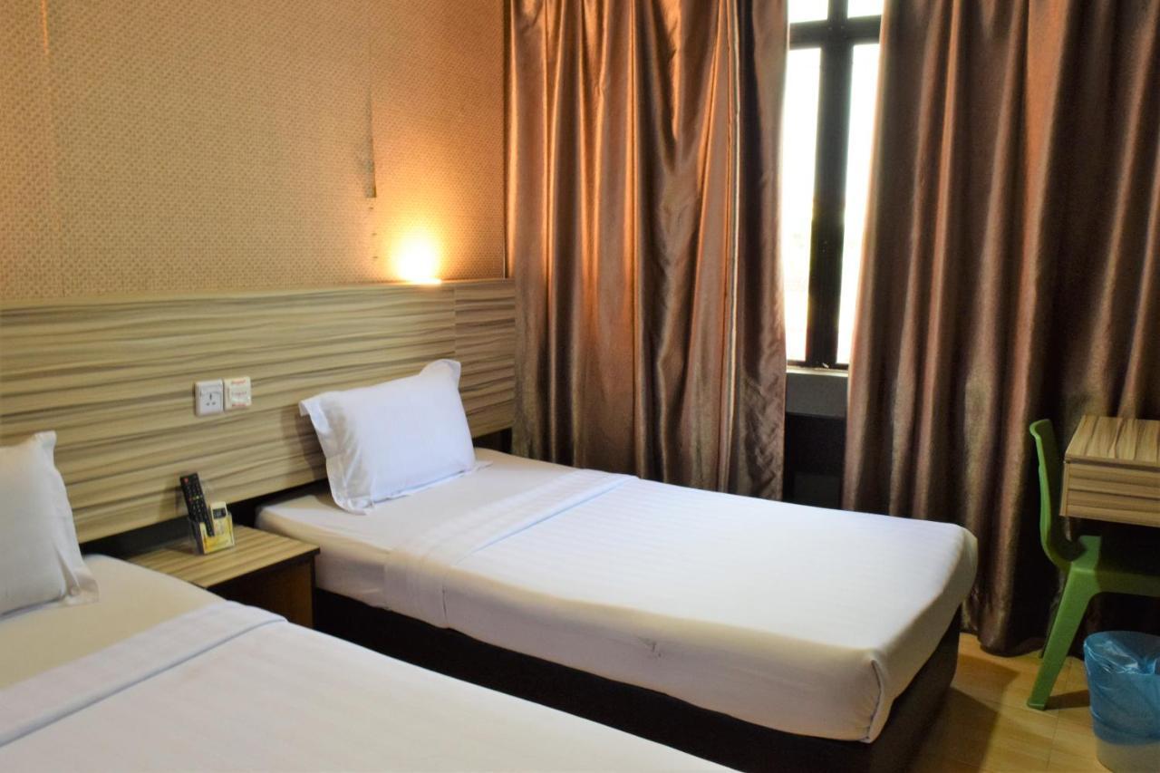 Dj Citi Inn Hotel Kuala Terengganu Eksteriør billede