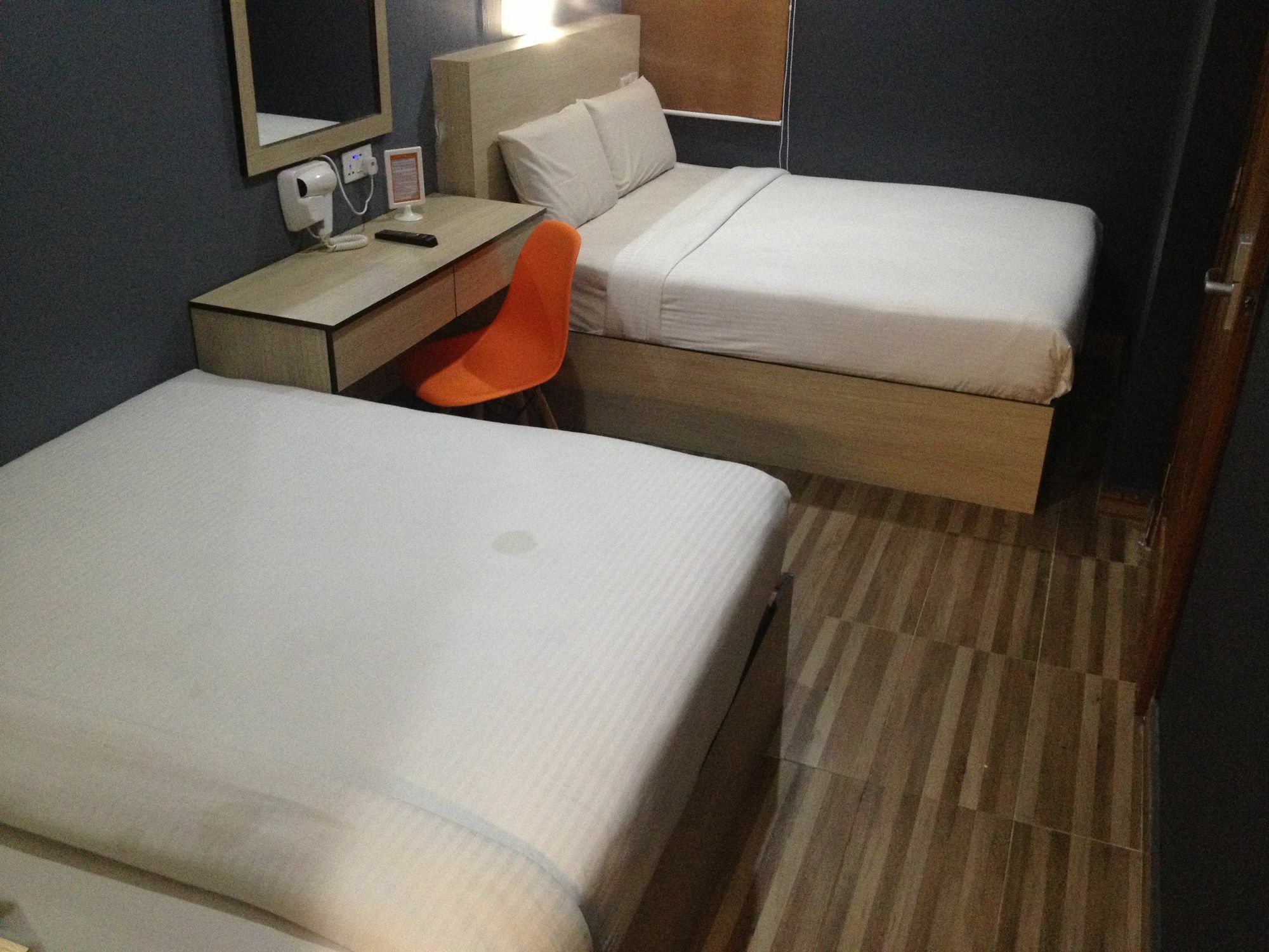 Dj Citi Inn Hotel Kuala Terengganu Eksteriør billede